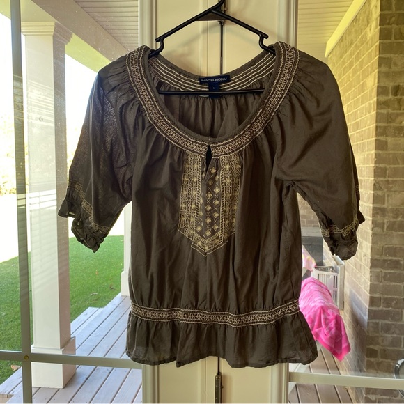 Bandolino Blu Puff Sleeve gray cream peasant blouse embroidery smocking Small - Picture 5 of 13